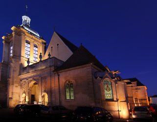 https://13commeune.fr/app/uploads/2019/12/Eglise-Notre-Dame-à-Pontoise-nuit-©-Philippe-Lhomel-2-321x250.jpg