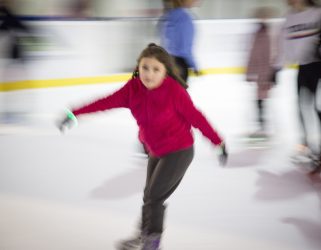 Accéder à Réouverture de l'Aren'Ice : patinez en plein été !