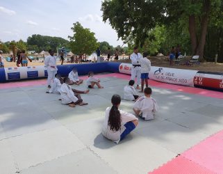 https://13commeune.fr/app/uploads/2021/08/Ile-de-loisirs_judo-tour-2021-@-Ligue-Ile-de-France-de-judo-321x250.jpg