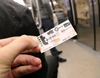 https://13commeune.fr/app/uploads/2022/09/Ticket-metro-321x250.jpg