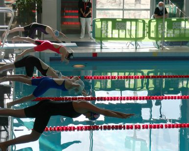 compétition natation, plongeons de départ, piscine du Parvis, Cergy-Pontoise