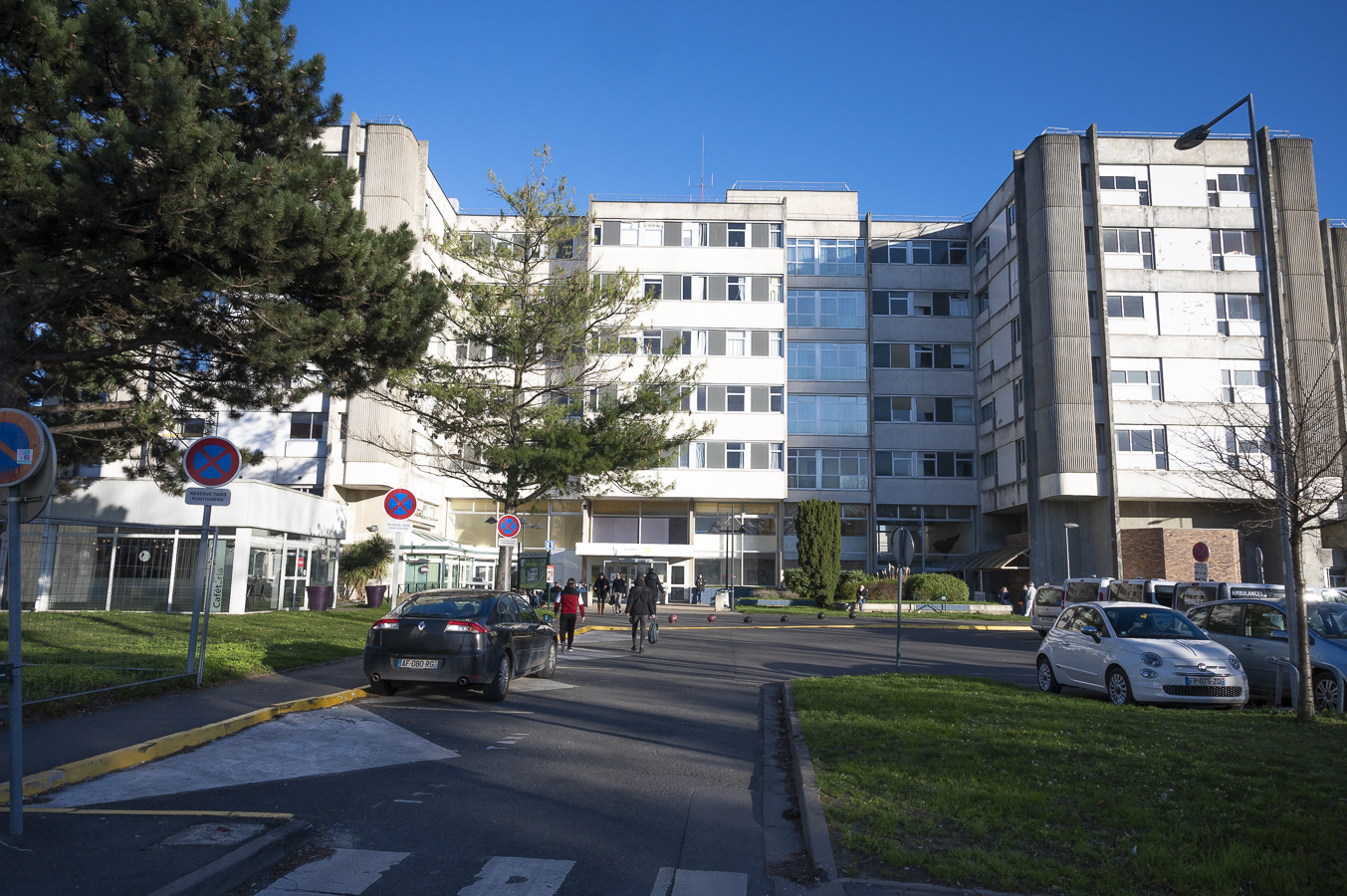 Hôpital de Pontoise bâtiments