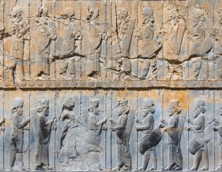 https://13commeune.fr/app/uploads/2023/12/Persepolis-321x250.jpg