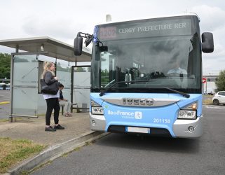 https://13commeune.fr/app/uploads/2024/08/nouvelle-numerotation-bus-321x250.jpg