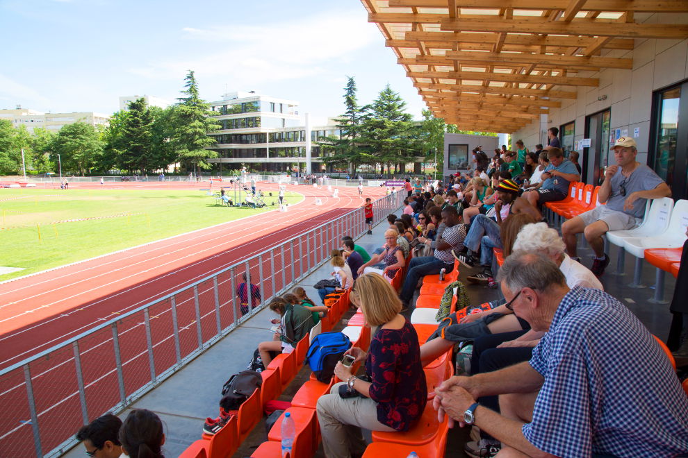 Le stade des Maradas, rénové par la Communauté d'agglomération de Cergy-Pontoise